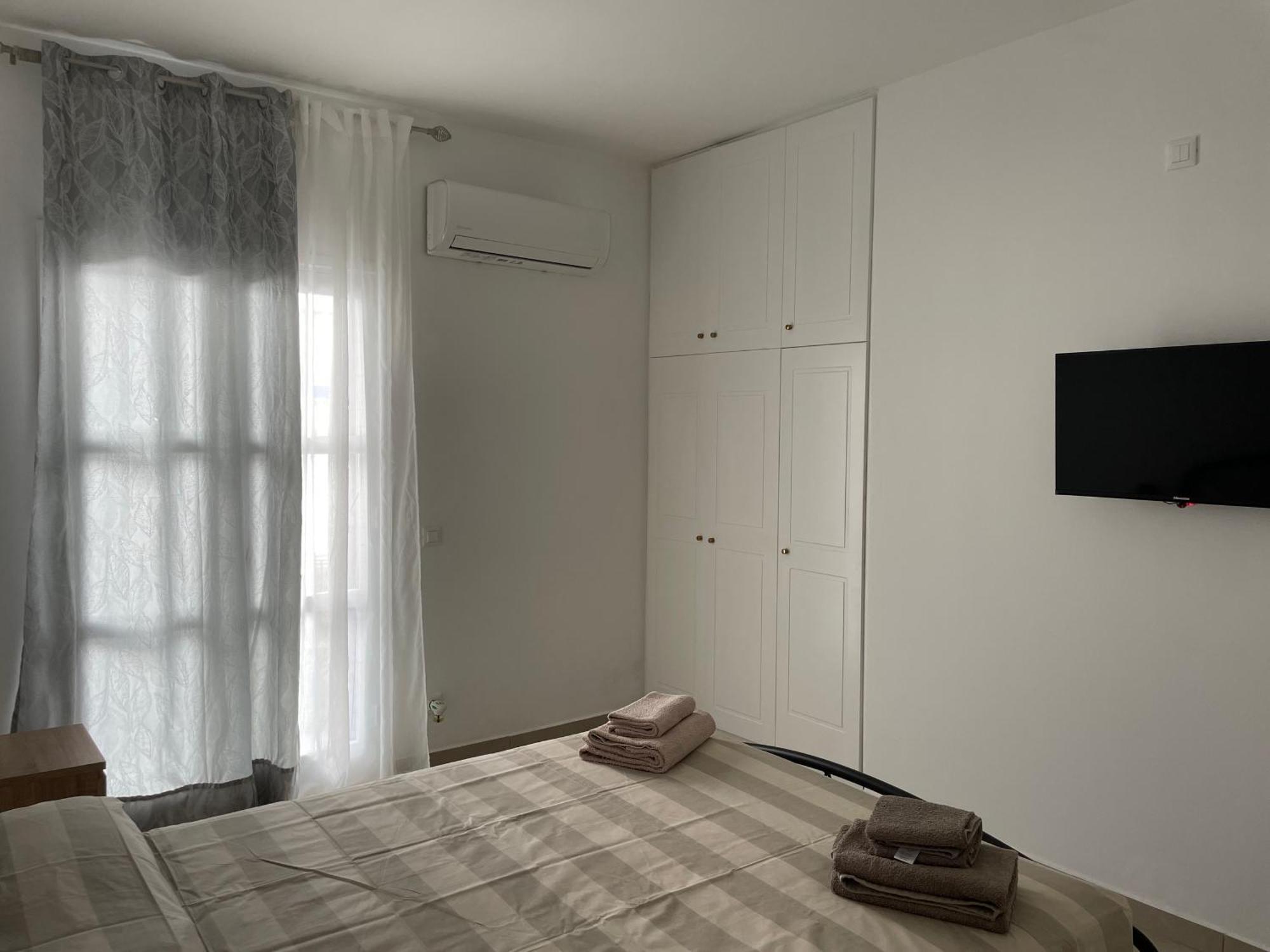 Deda Apartments Livadia  Buitenkant foto